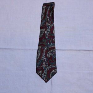 Vintage Oleg Cassini Silk Burgundy Paisley Tie